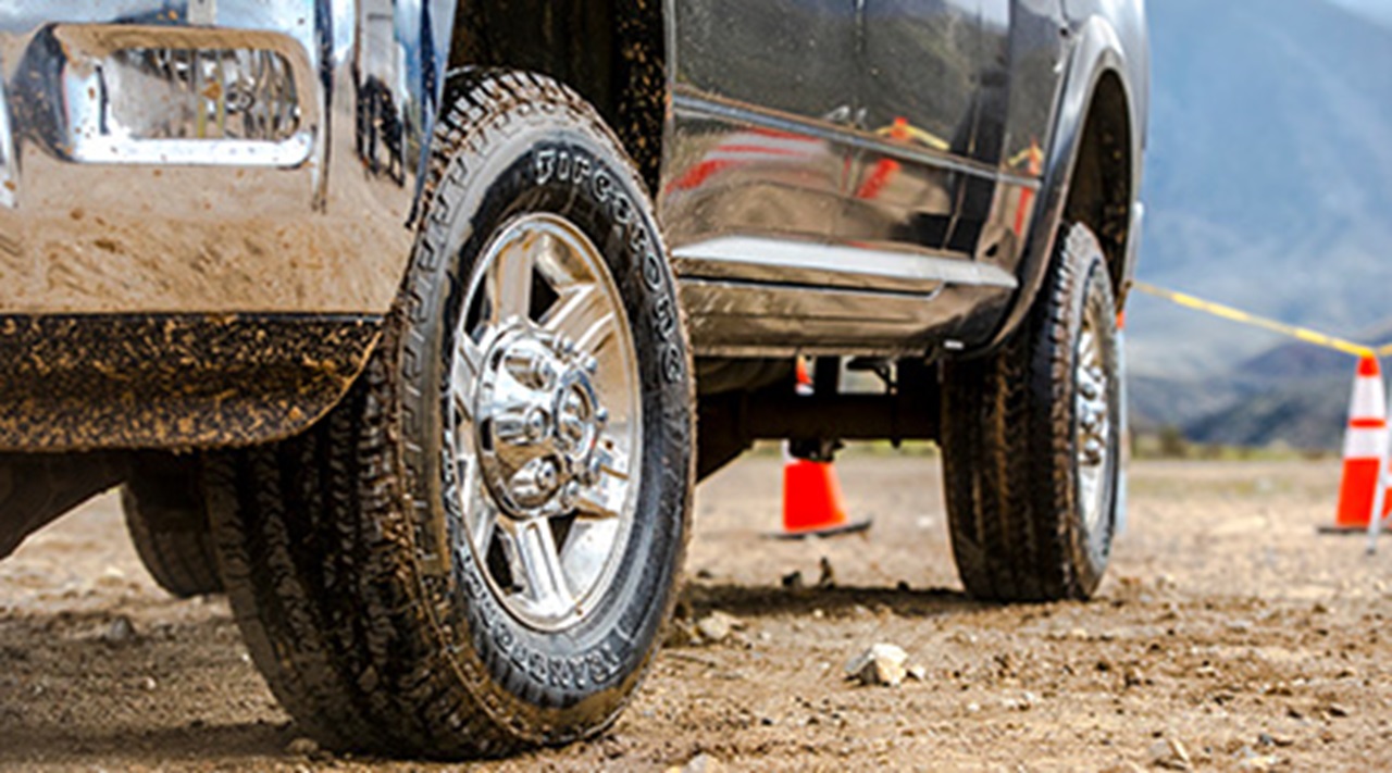 Firestone 4x4 tyres & SUV tyres, the best budget off road and on road tyres. Image of 4WD.
